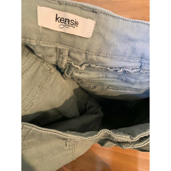Kensie Jeans Light Gray Skinny Jeans - Picture 4 of 5